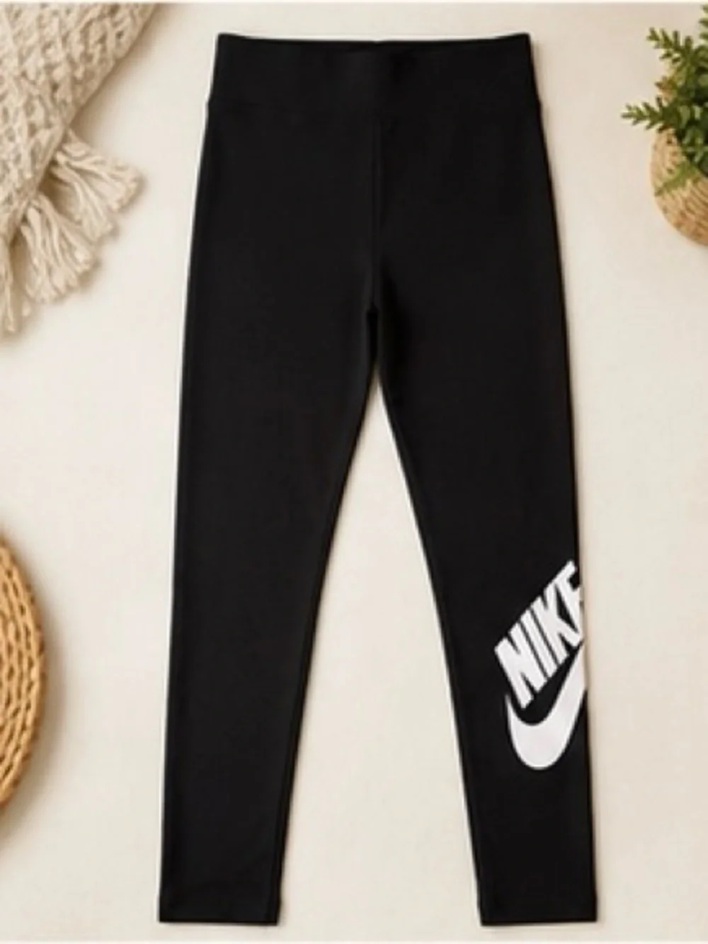 Nike Sportswear Classics High Waisted Graphic Leggings Black White NWT M